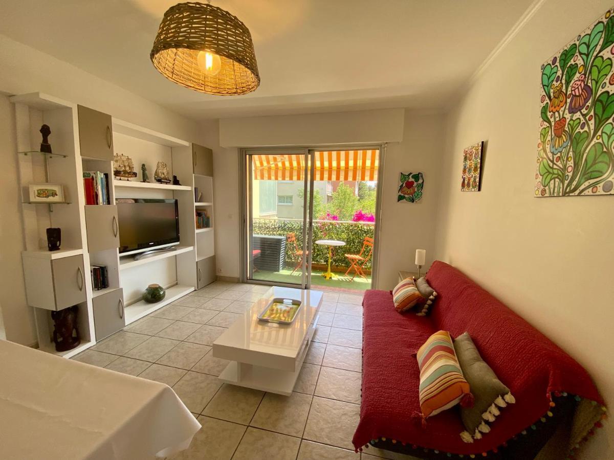Chez Virginie : Appartement Lumineux Au Calme. Fréjus 외부 사진