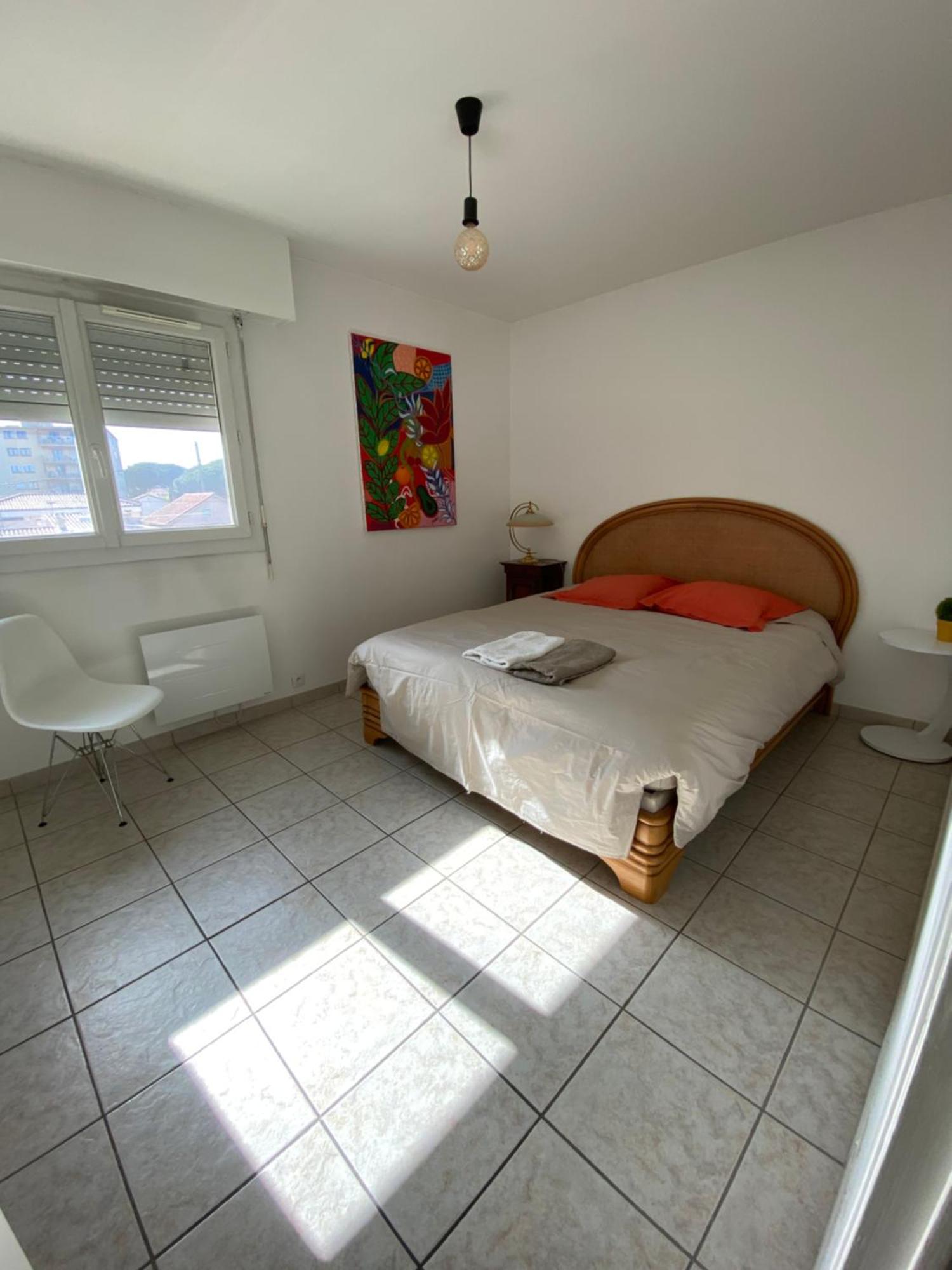 Chez Virginie : Appartement Lumineux Au Calme. Fréjus 외부 사진